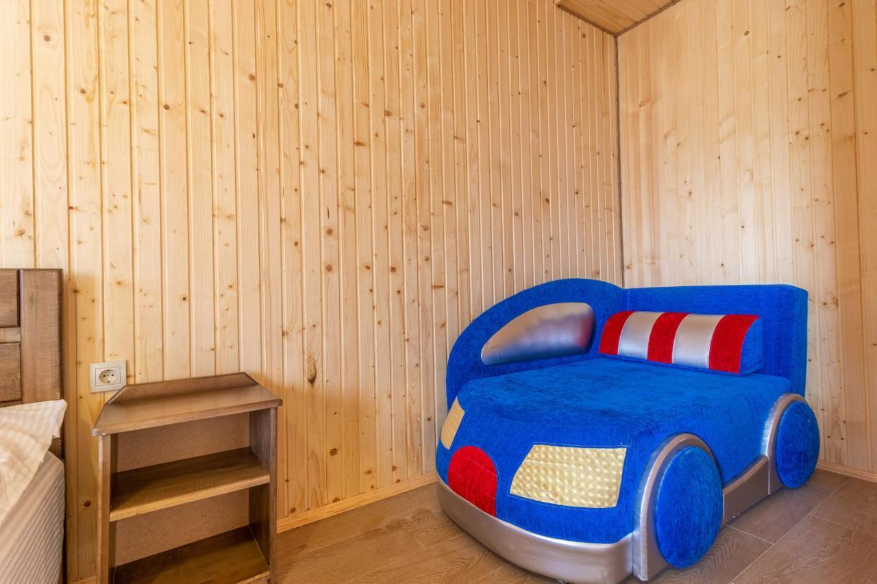 Romantik Solotvyno Exteriör bild